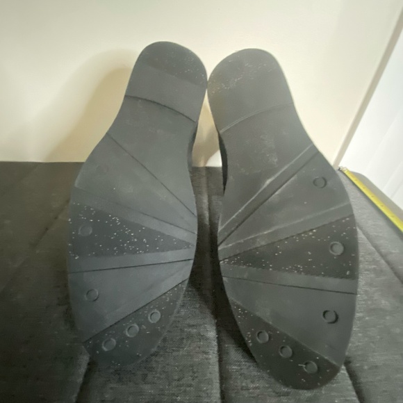 Kenneth Cole Mens Black Faux Leather New Age Chelsea Ankle Boot- Sz-10.5 - Picture 8 of 15